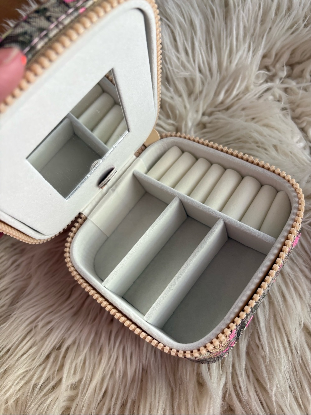 New Simply Southern Camo Jewelry Box Travel Case Gift Compact Pink Camouflage - Picture 6 of 7
